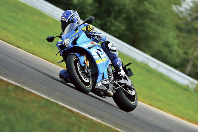 Cadwell Park added to Suzuki cafe tour