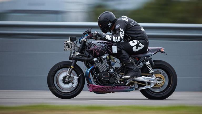 El Solitario create Yard Built XJR1300 ‘Big Bad Wolf’