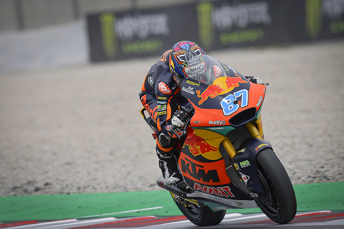 Gardner grabs pole as Red Bull KTM Ajo duel rolls on in Barcelona