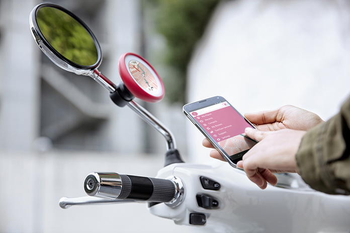 TomTom VIO: The smartphone-connected satnav for while your on a scooter