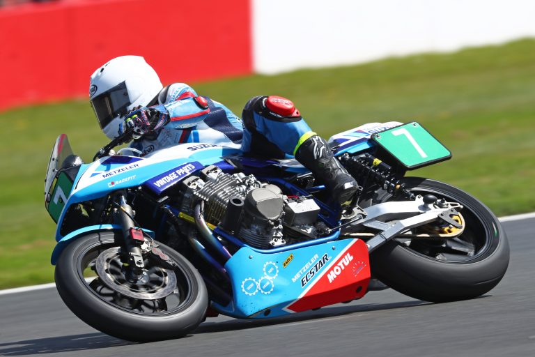 Suzuki announces classic bike track day at Cadwell Park