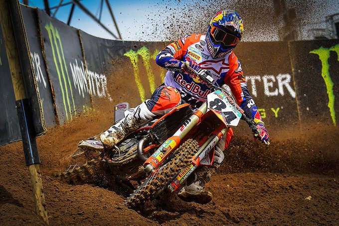 Herlings and Prado win Saturday in Latvia