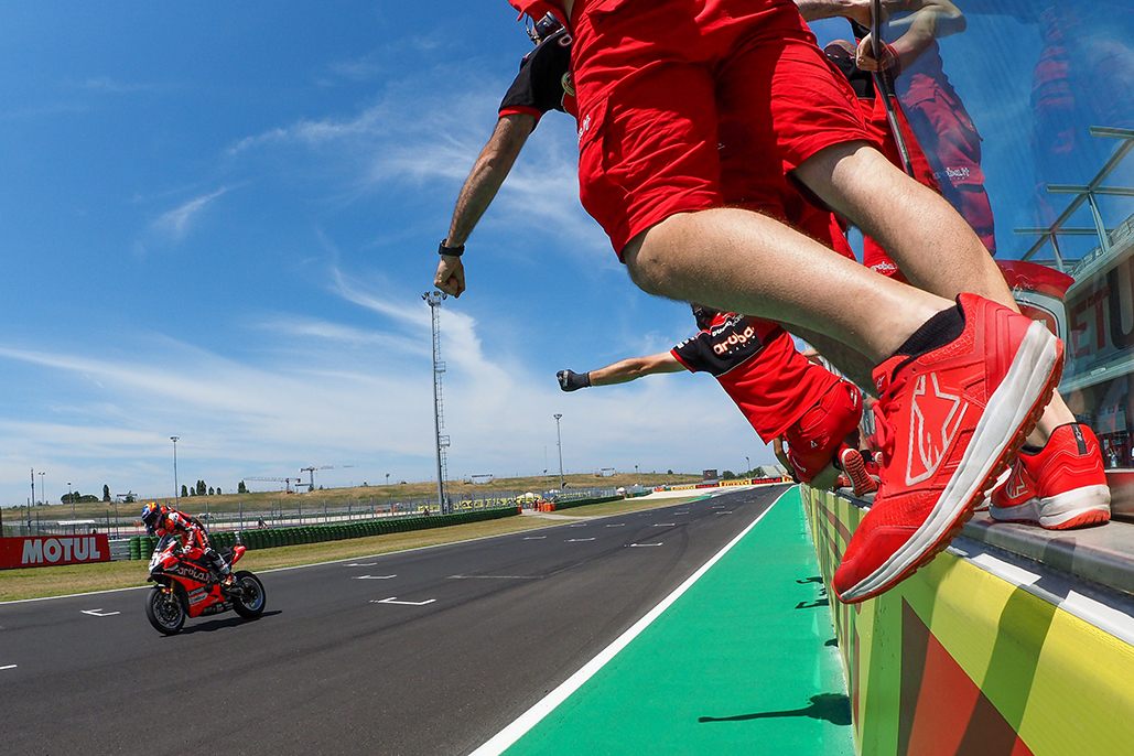 Home hero Rinaldi claims stunning Race 1 victory at Misano