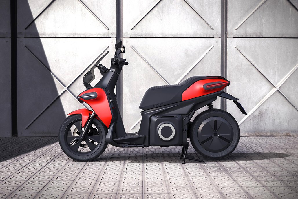 SEAT unveils new e-Scooter concept at #SmartCityExpo