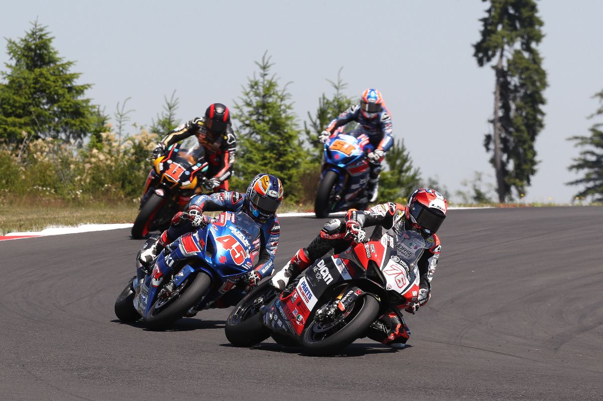 seven straight for gagne in day two motoamerica superbike scorcher 01 1