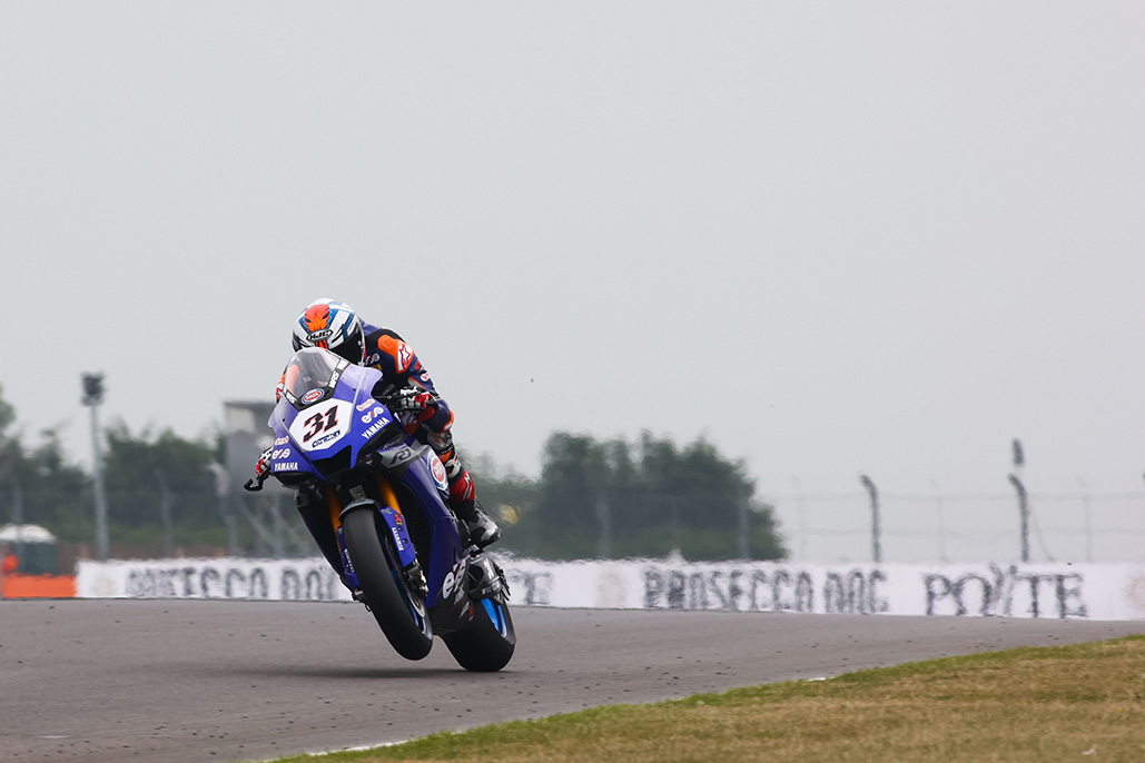 Gerloff blitzes Day 1 of Donington Park debut as WorldSBK returns to the UK