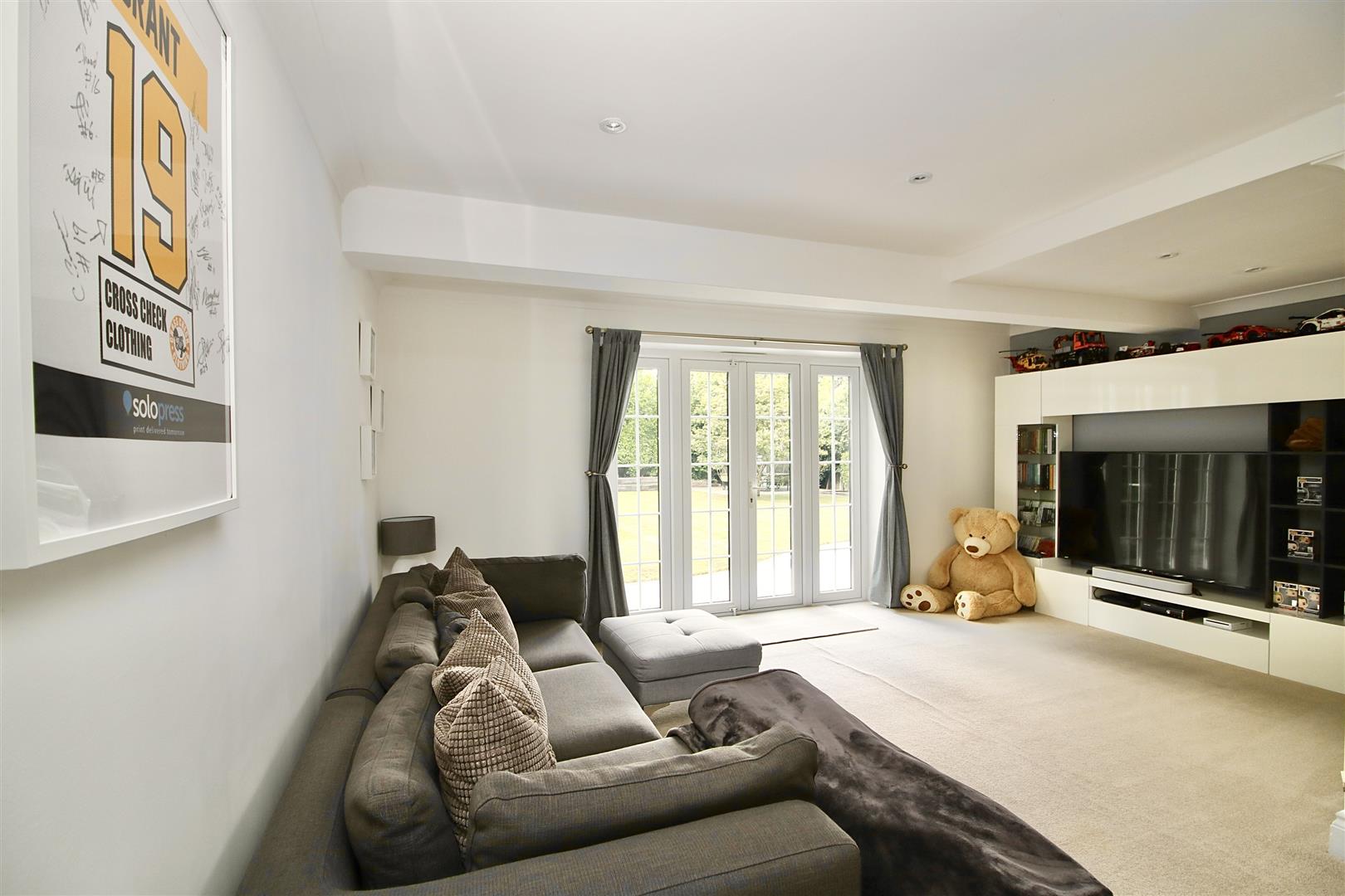 i6PrJtEbkEaKOtW nEgNoQ.jpg