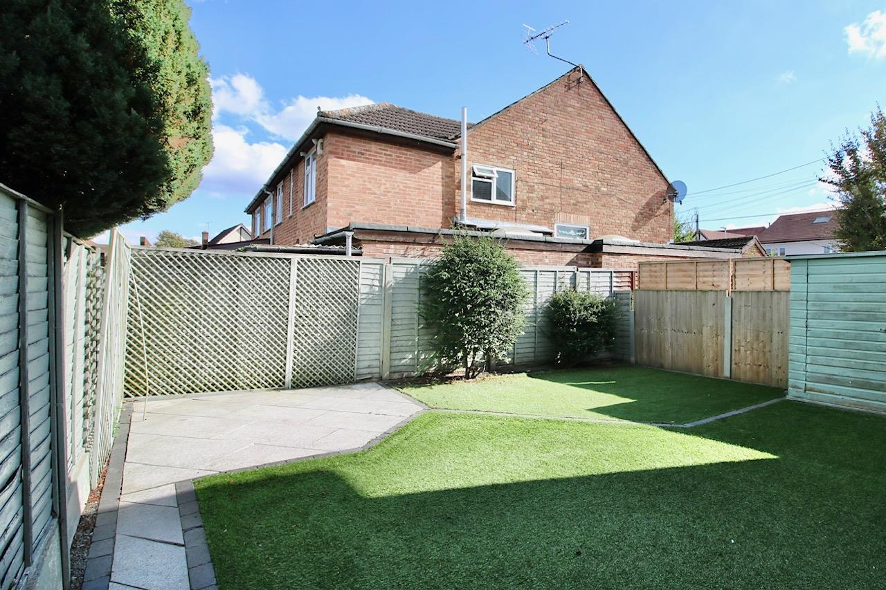 yEpGz WcQkWrgAX8v3WvVg.jpg