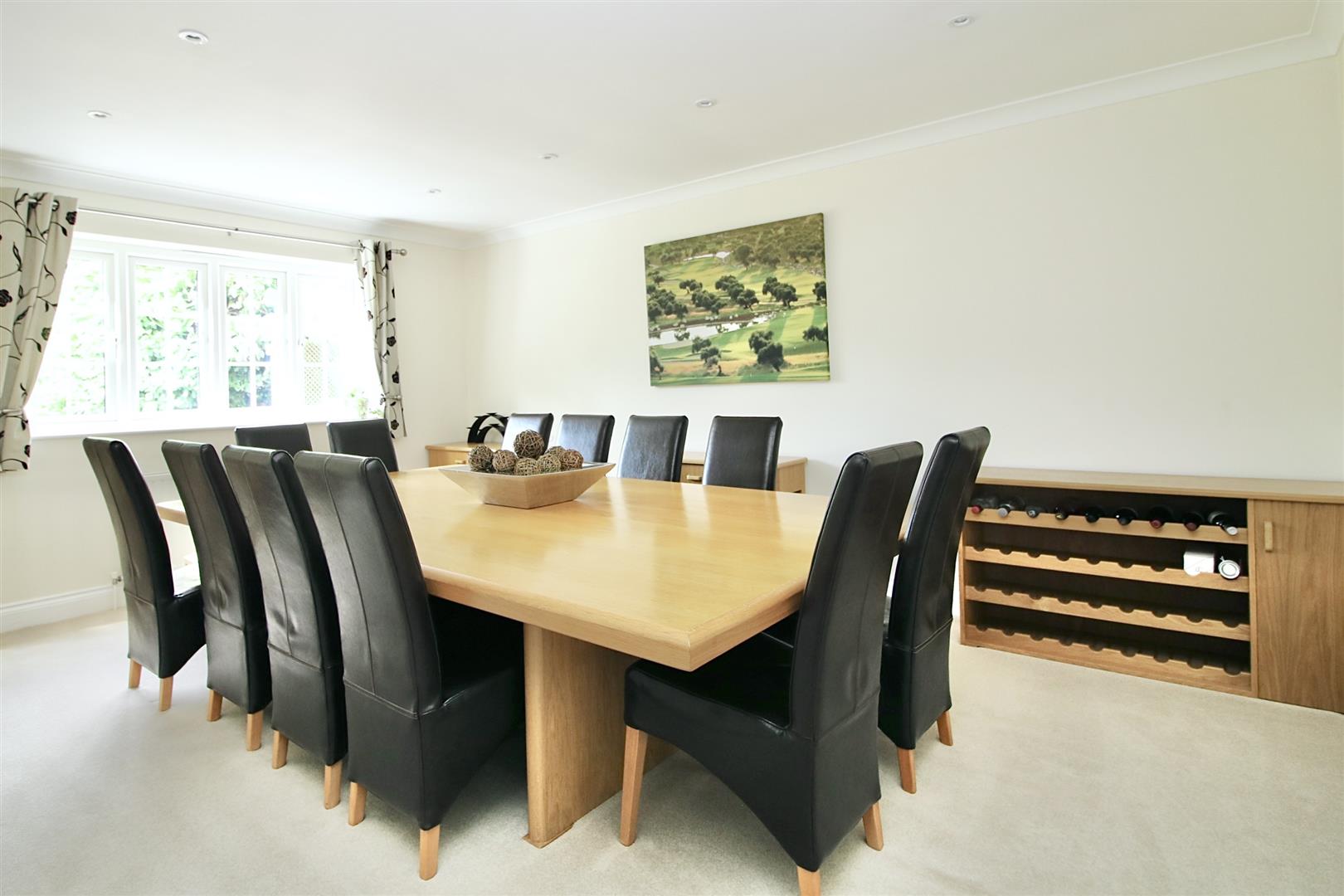 8wi 8X oRUKofc3xItvTlA.jpg