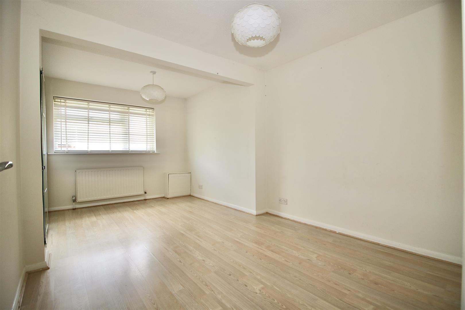 SVjvxd3nlkuuJo7yw2ze g.jpg