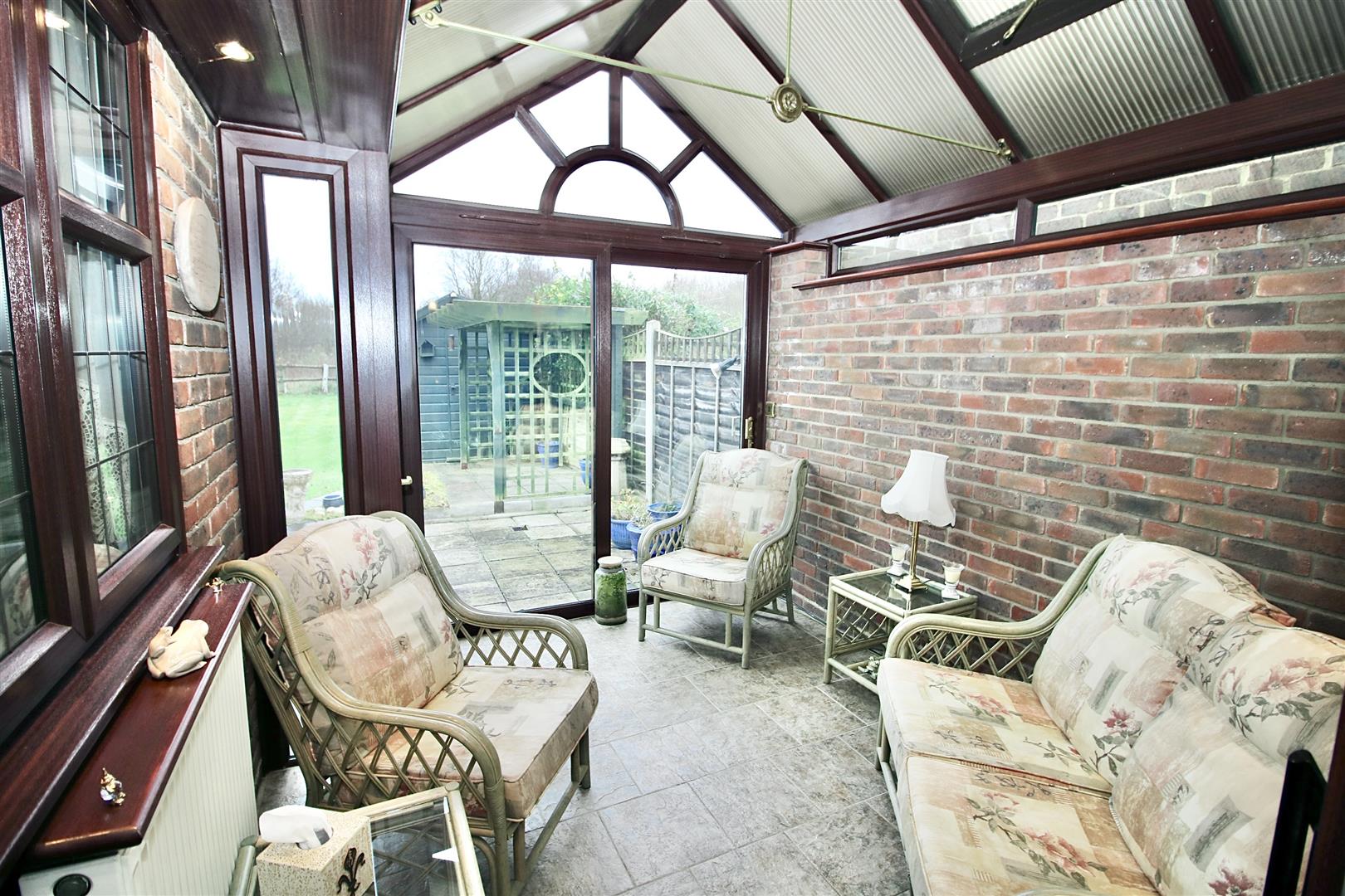 gaCNW kJEOnUodSnAByQg.jpg