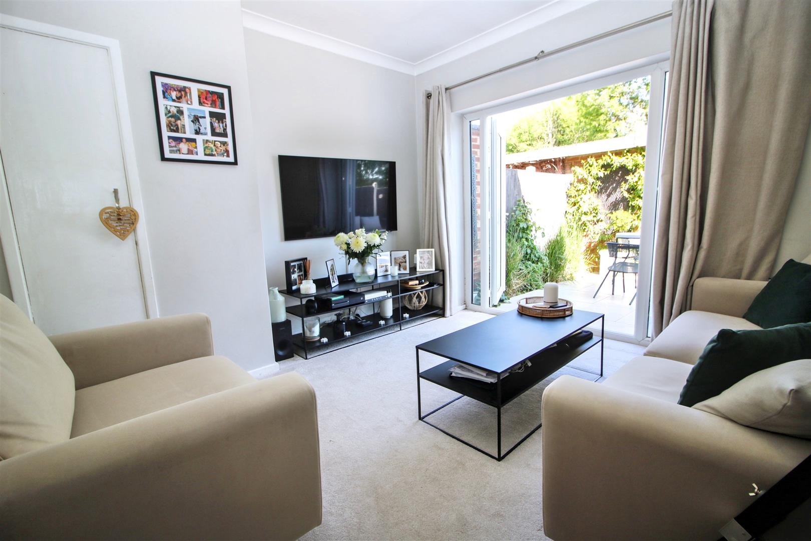 QoJeEQmvtEmP8a QXE3dKg.jpg