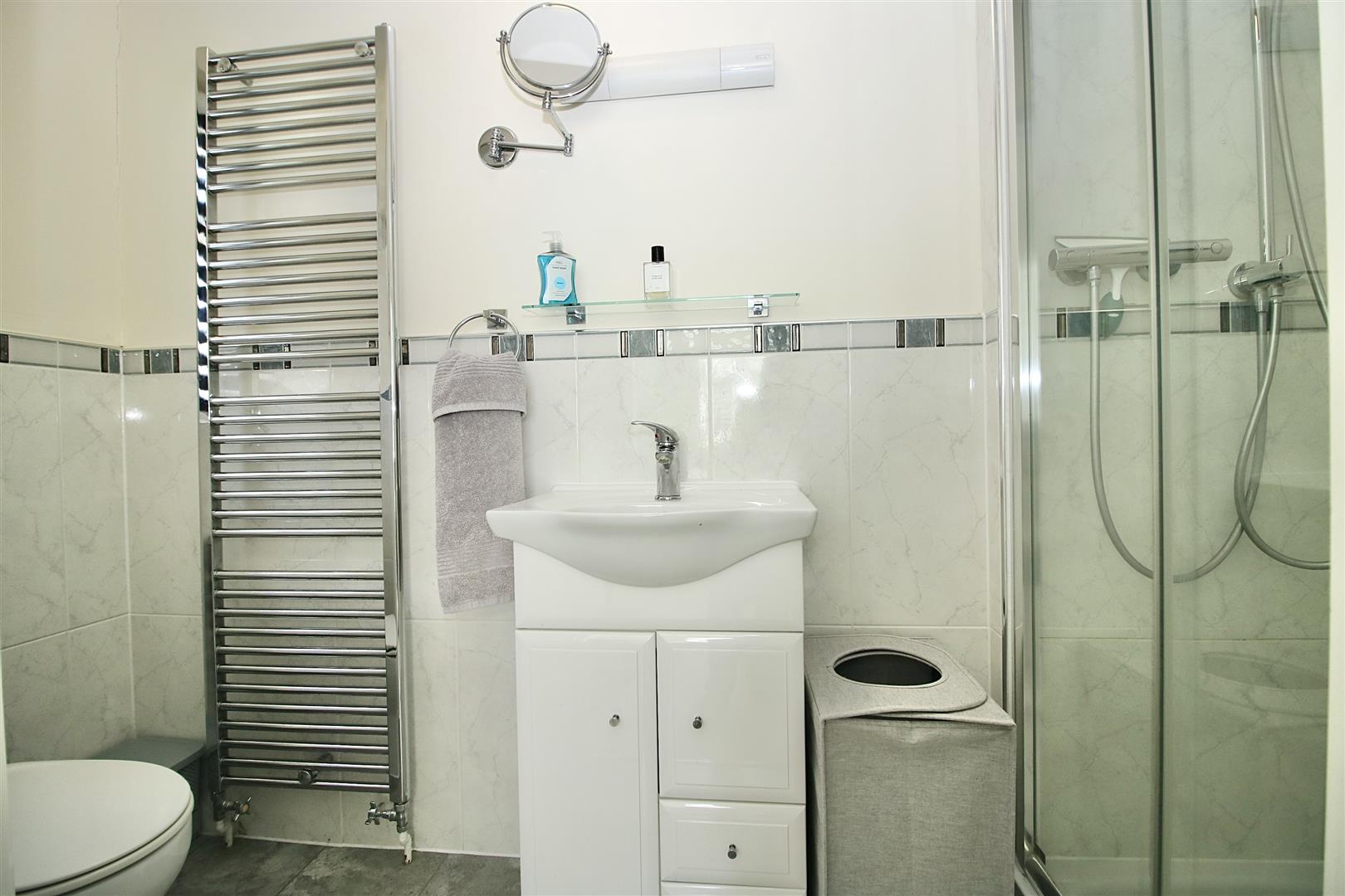 1a7CCUd9o0mjKTelEJY iA.jpg