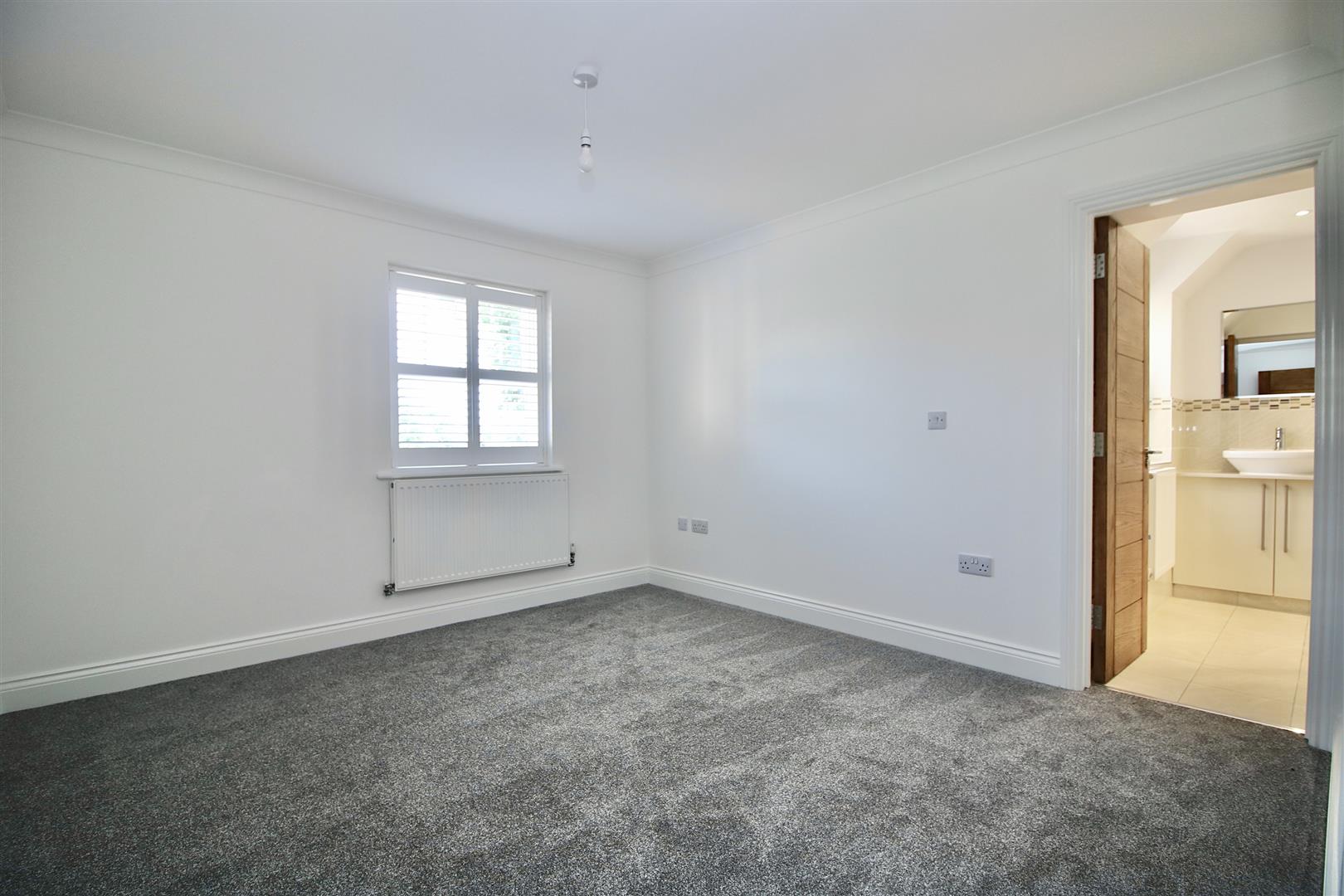 DfhslTS0qEuXb3 L0zDixg.jpg