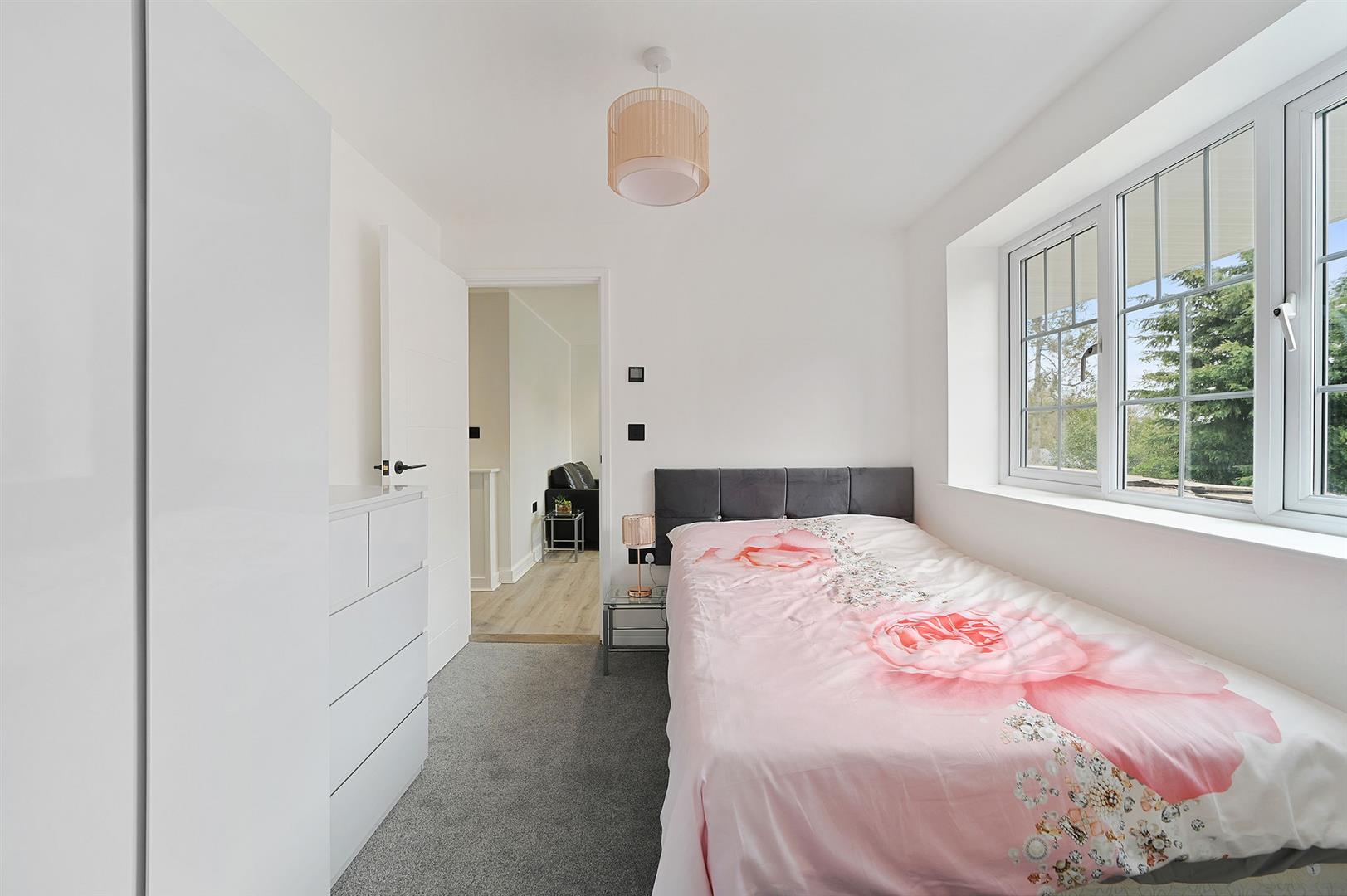 kuRm4E31IUSkBAG fioMWg.jpg