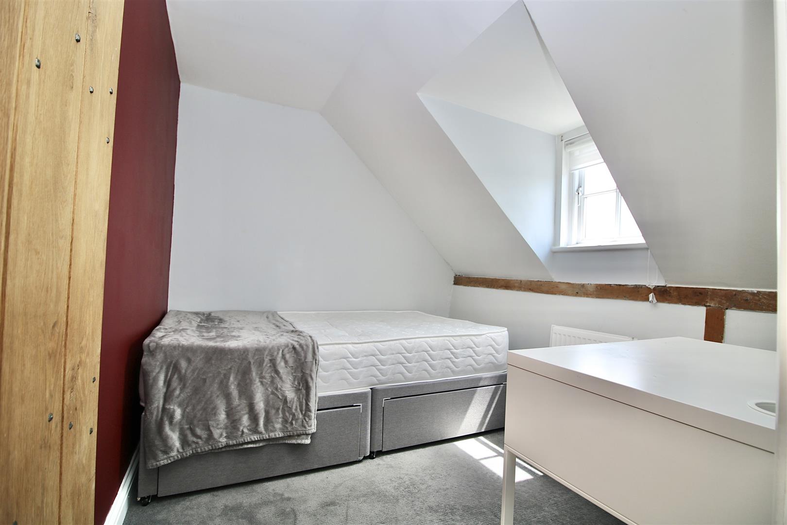 fBMbX9tS4UWX eJ2ksY kA.jpg