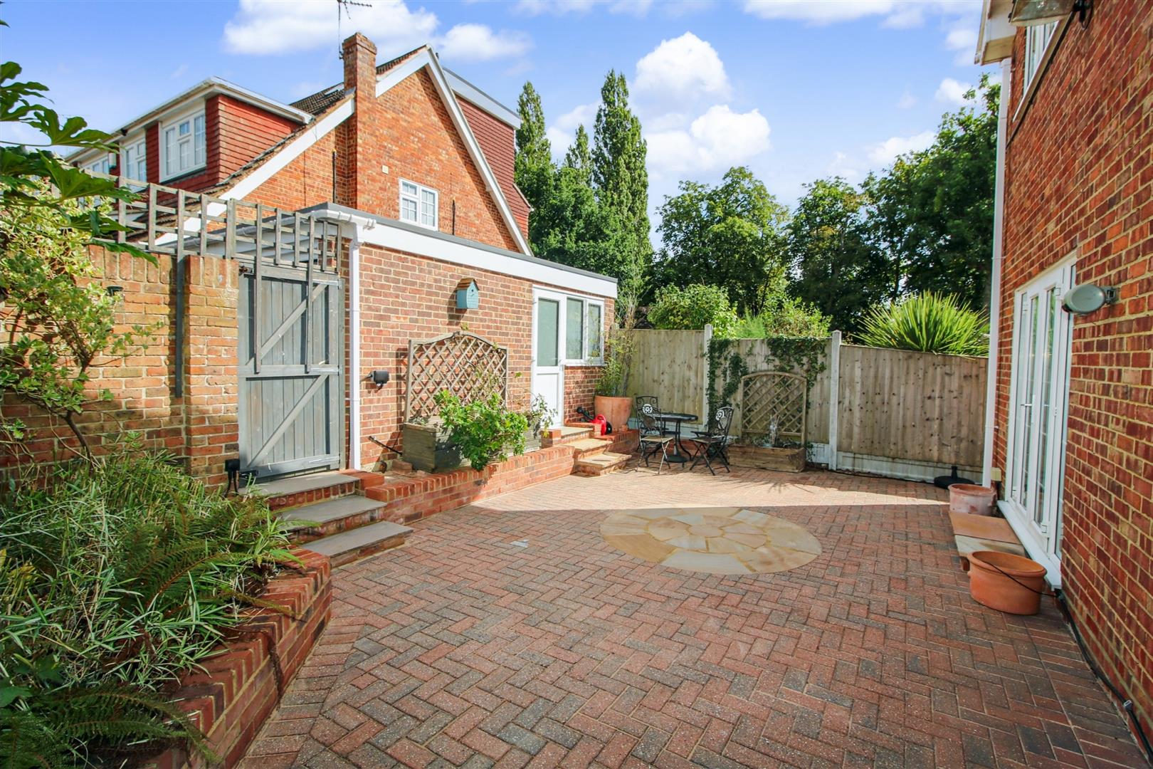 D1vvDxjbXUS KigFRWDlhw.jpg