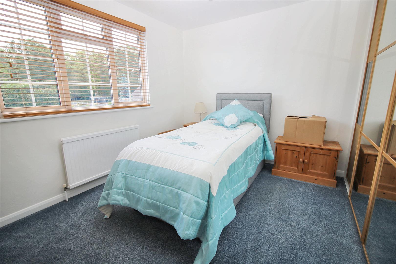 EAtI0OViGUSFbA 4 yIw6A.jpg