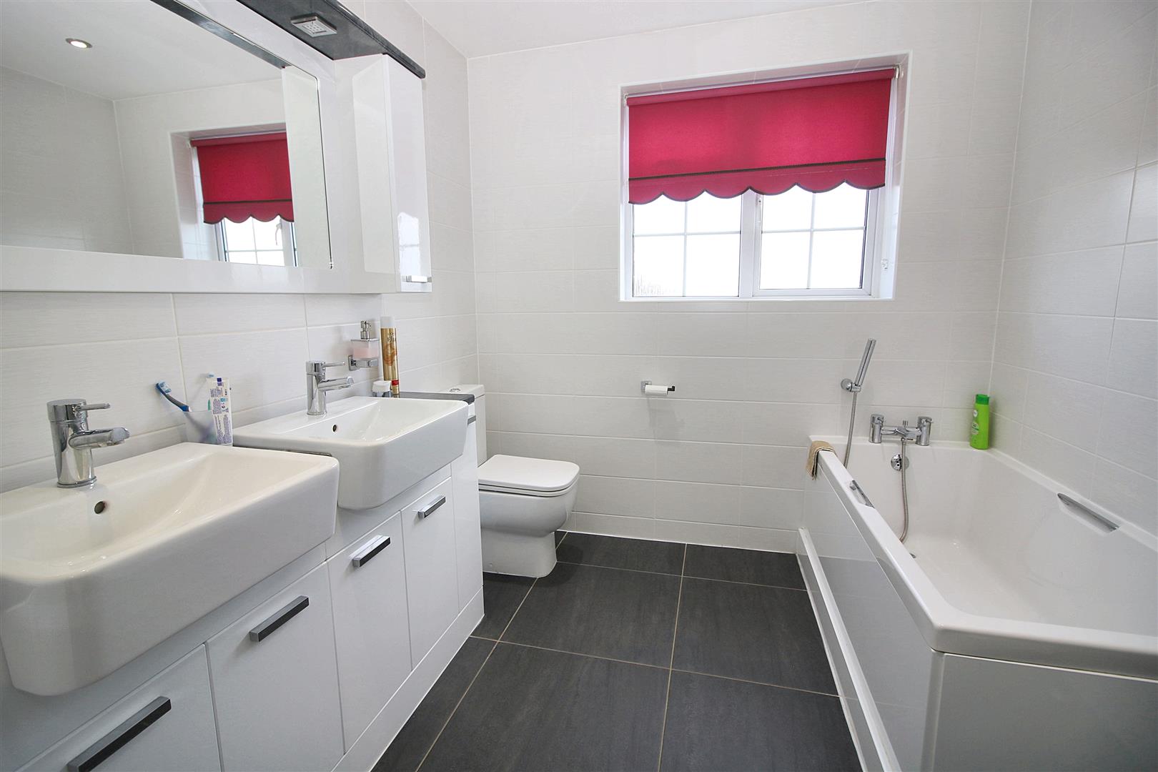 eepZQY0FWEae9 vJXfjBjw.jpg