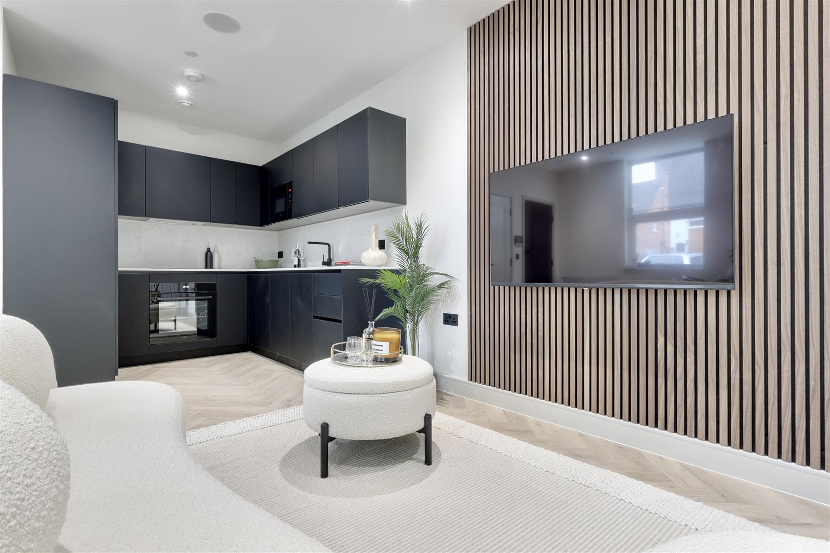 iBBaHd0H50 oy4EAeucKEQ.jpg