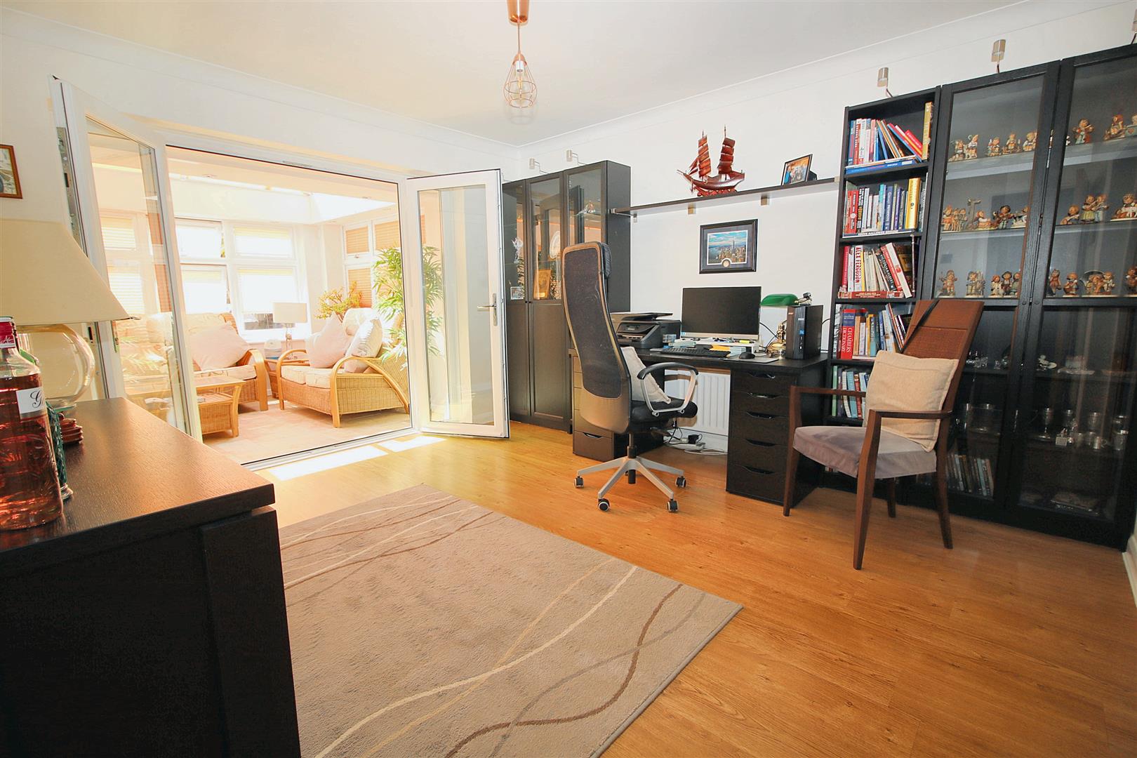 rgNvoE QQE62e EOkHzYng.jpg