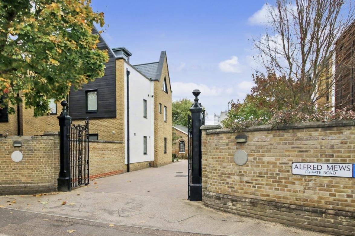 A7h6 nxllUW0bH9 XXh4CQ.jpg