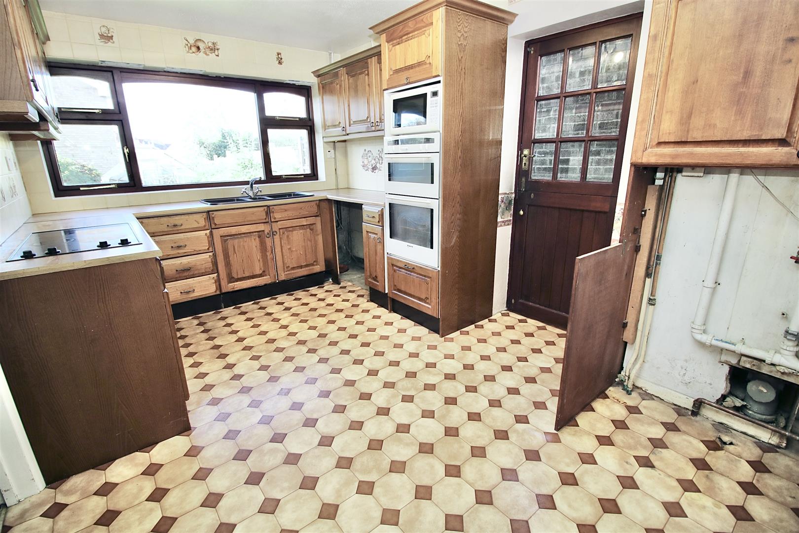 i pUJQa43k2 EdCsVRunYg.jpg