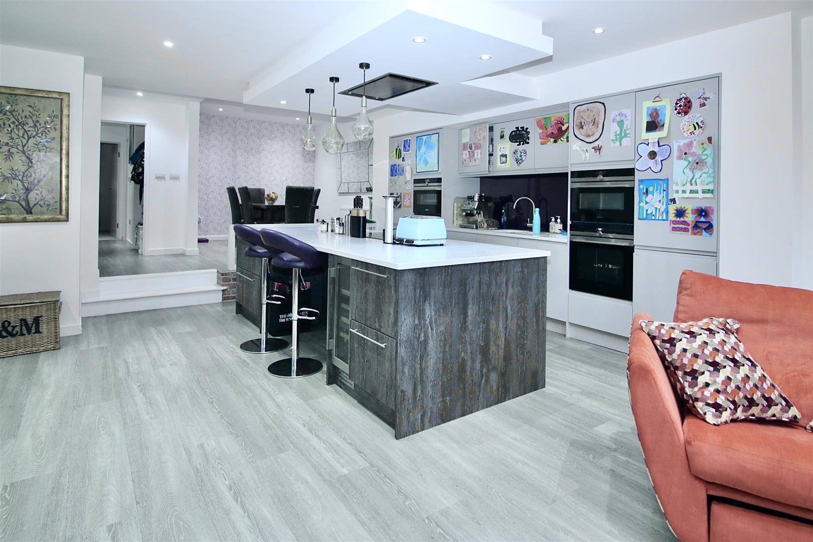 GZtEDbcOIESyBYC0jmyxCQ.jpg GZtEDbcOIESyBYC0jmyxCQ.jpg