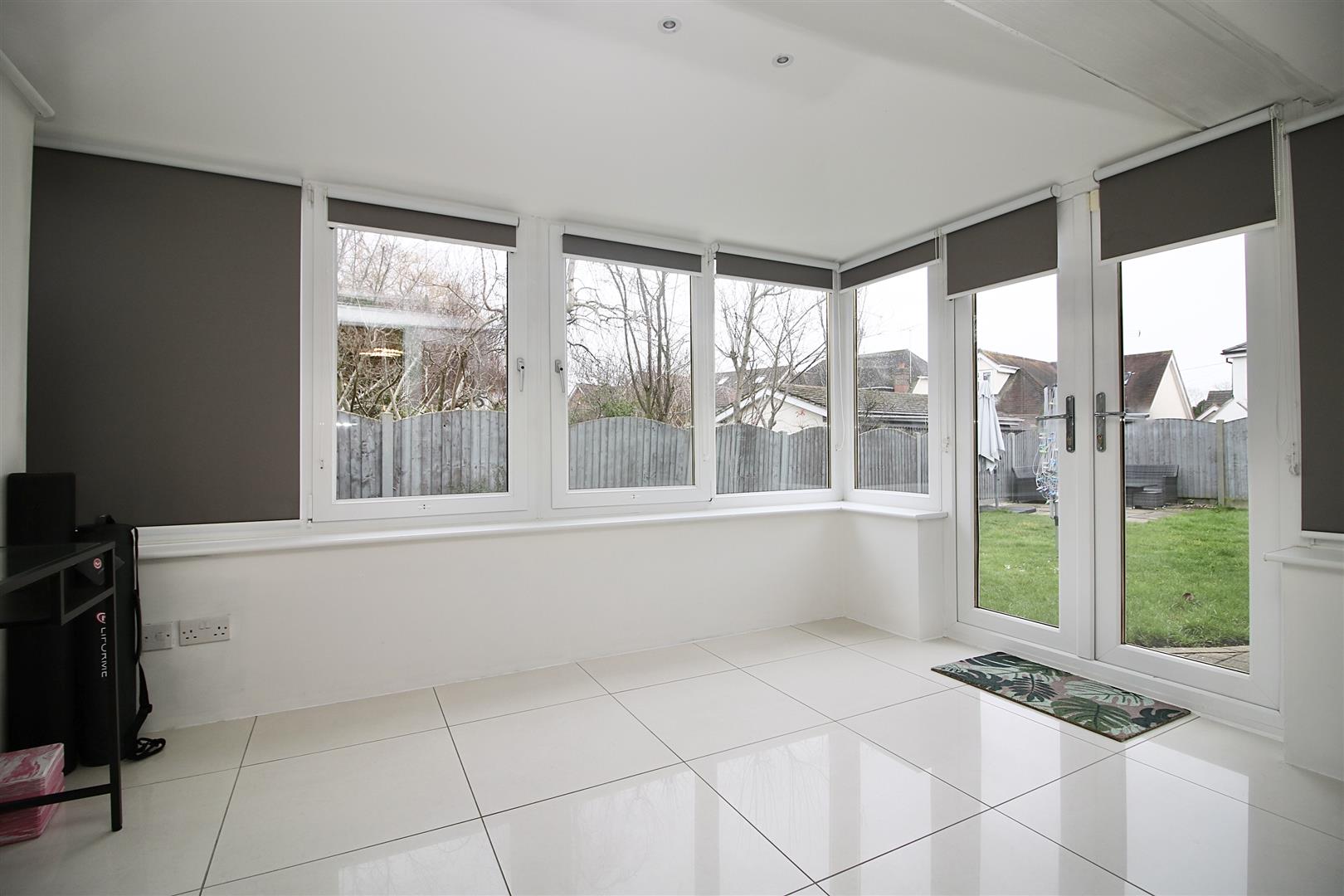 a ILLhLo9ES4IJiXZtNaiw.jpg