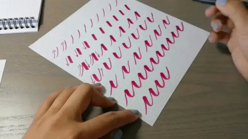 Aesthetic handwriting strokes