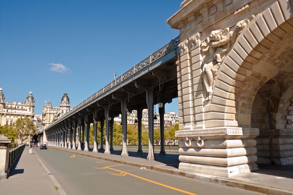 Pont De Bir Hakeim ビル アケム橋 パリ 観光地 口コミ 評判 画像 留学thank You