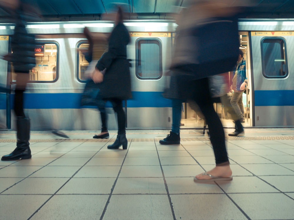 メリット１：公共交通機関が整っており、車を持っていなくても暮らしやすい