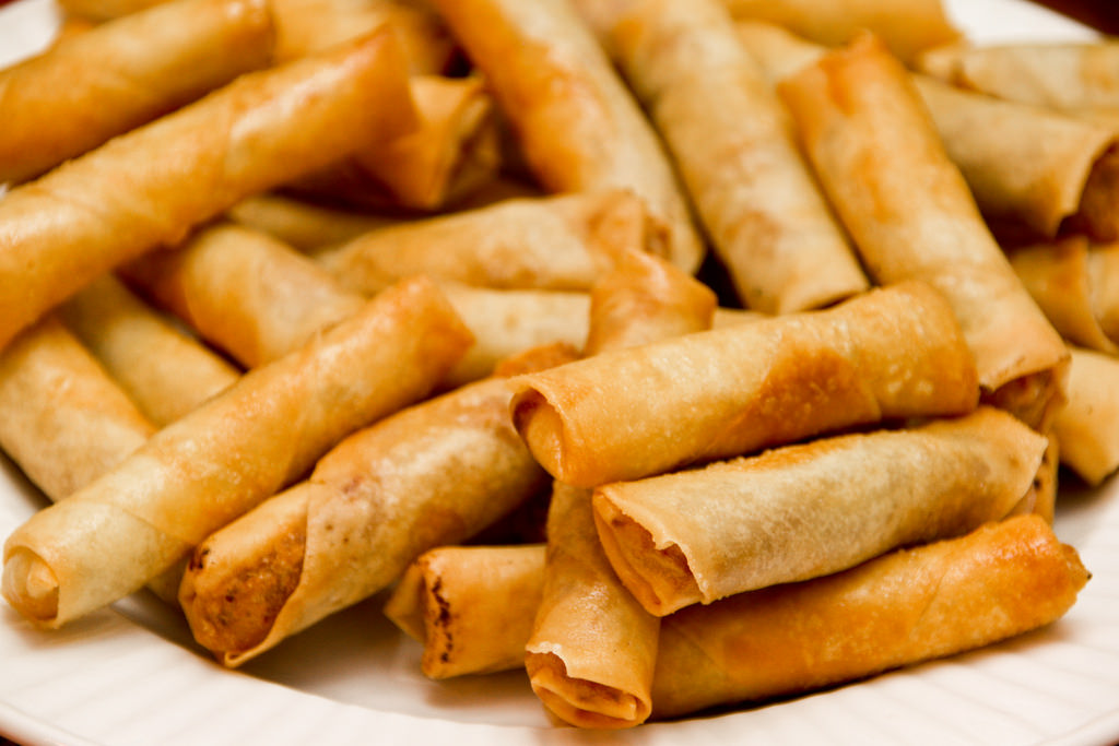 3.	春巻きなのに小さい！「Lumpia(ルンピア)」