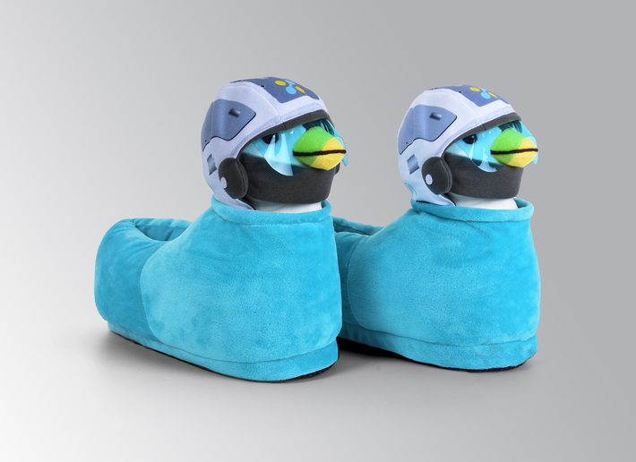 PICO THE PENGUIN SLIPPER