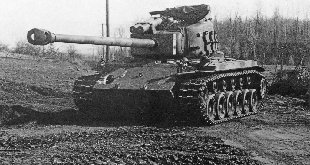 Bližší pohľad na T26E4 Super Pershing