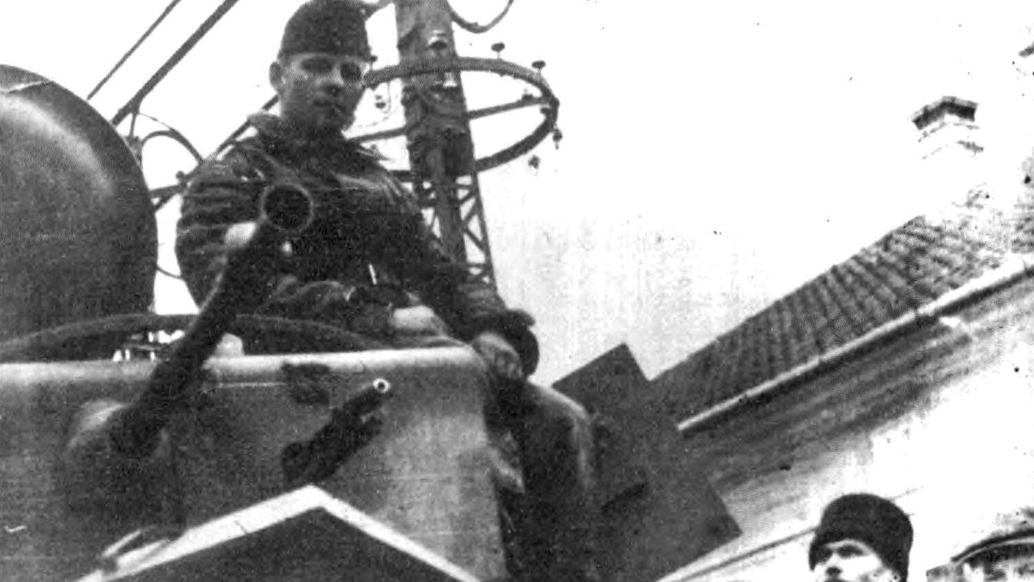 A20: Sovětský rychlý lehké tank s kolovo-guseničným chodem  