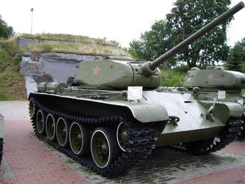 Malá změna HD T-44 a Valkyria tanky jako mod