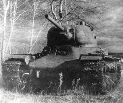 Bližší pohľad na KV-13