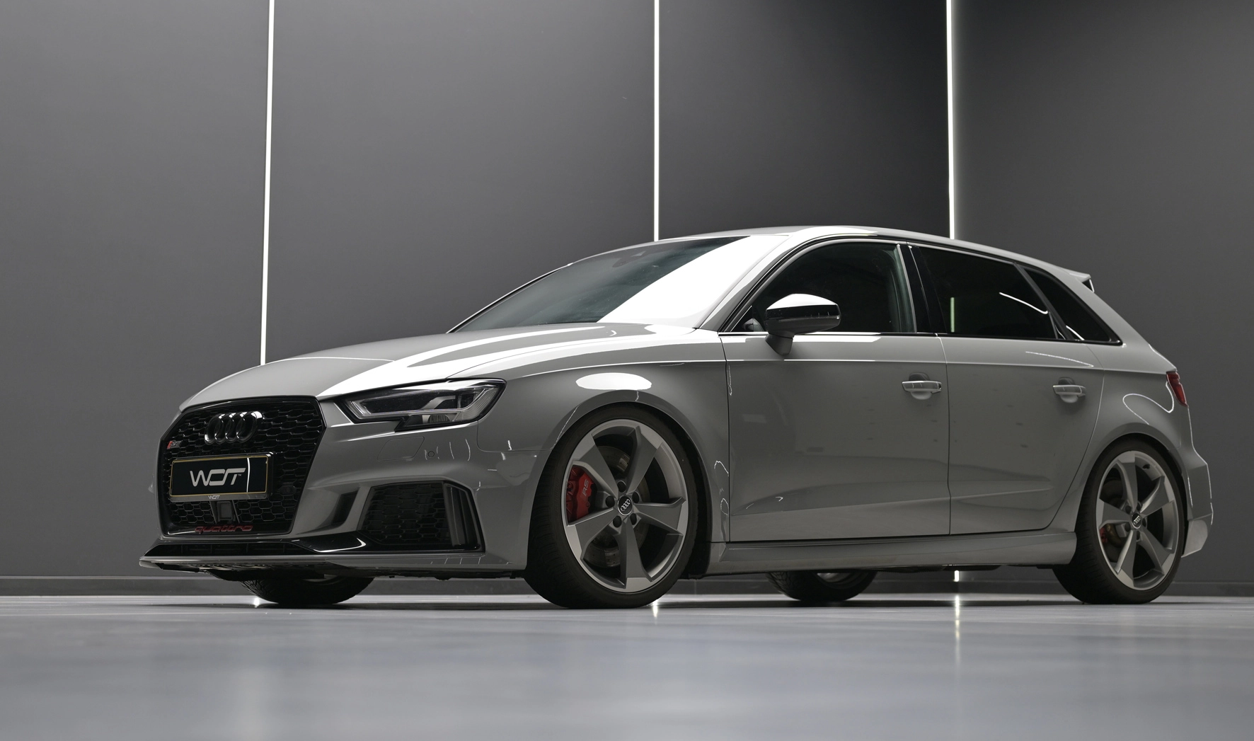 Audi RS3 engine front