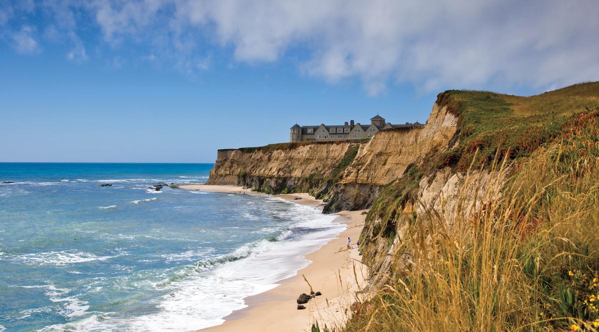 Pelican Beach - Photo 1