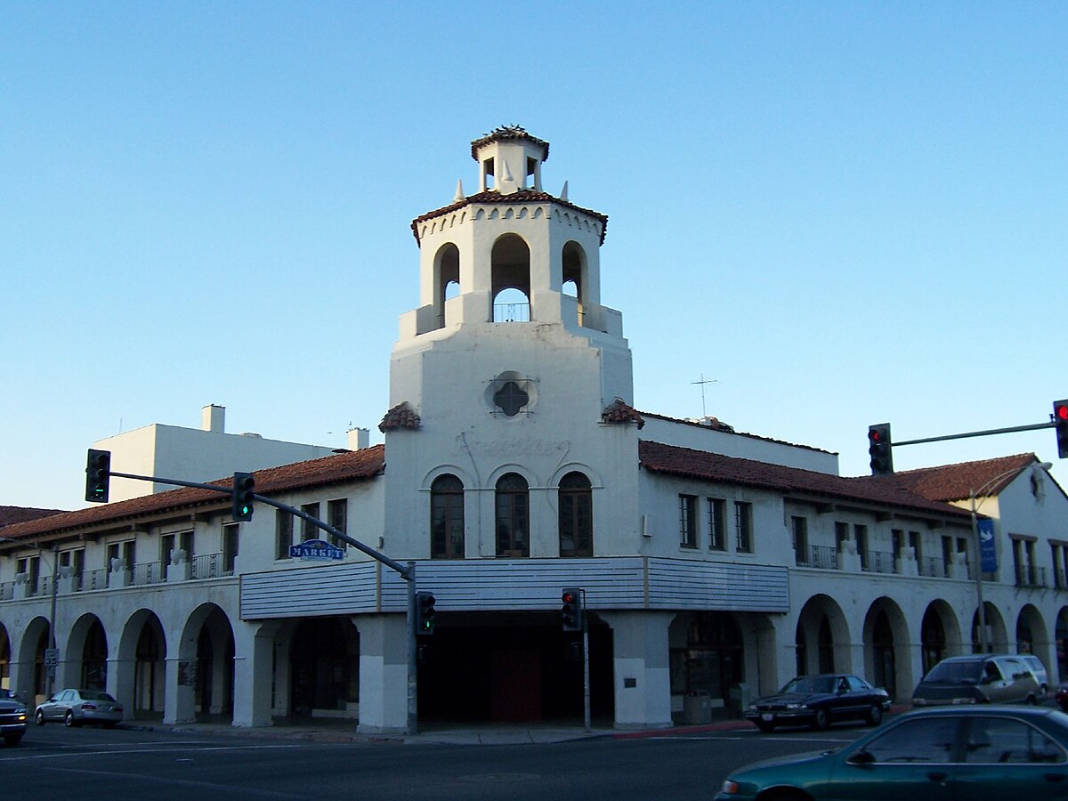 Fox Theatre - Photo 1