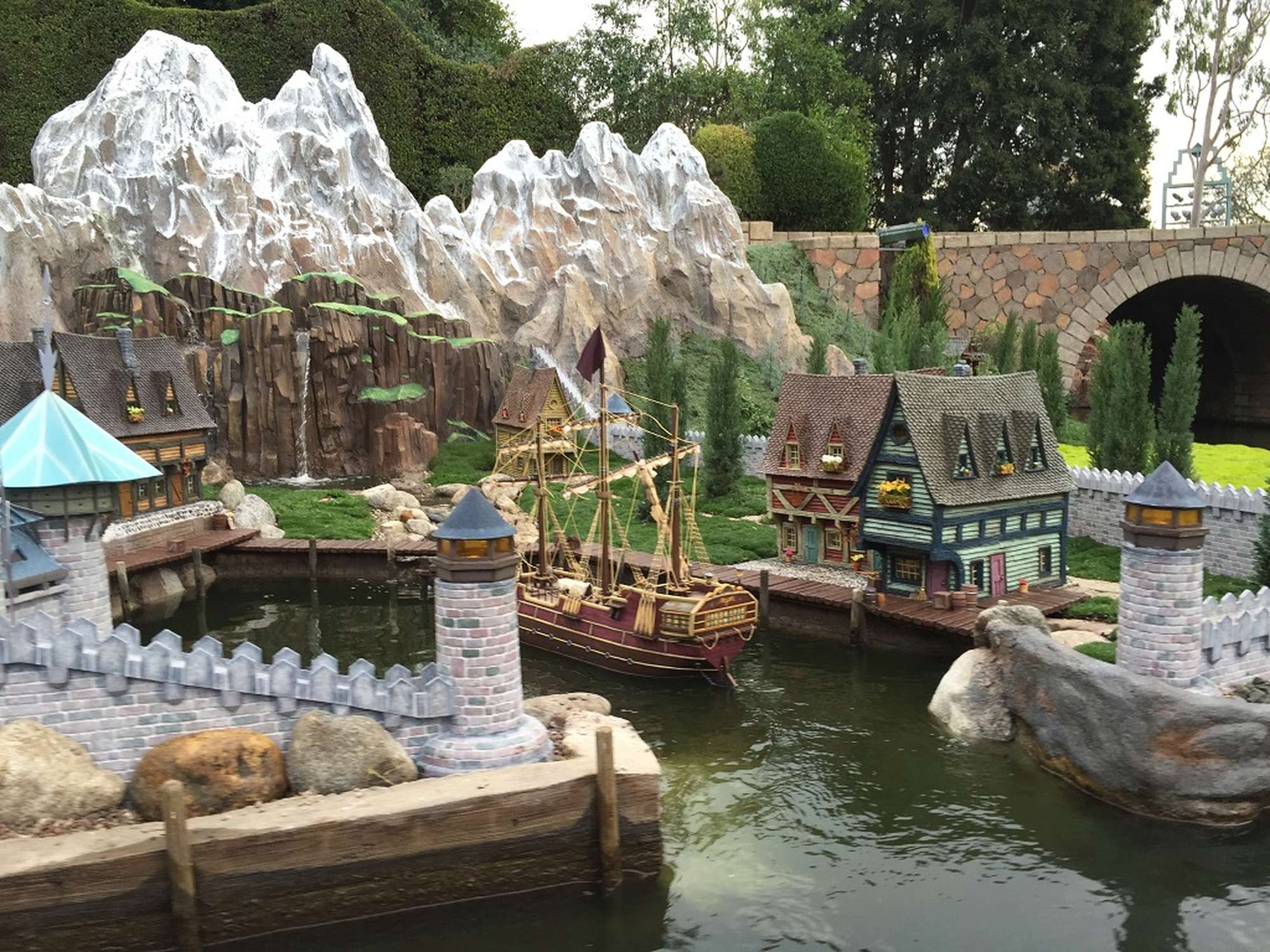 Arendelle Castle - Photo 1