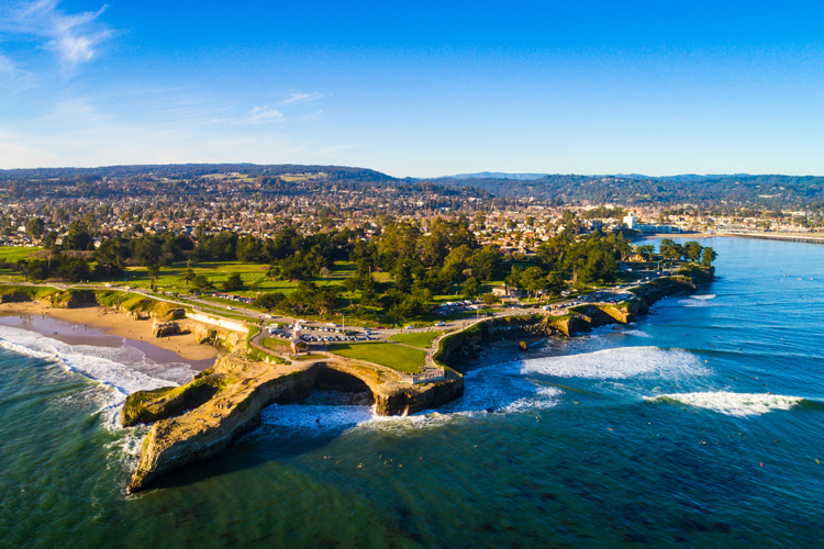 Steamer Lane Surfing - Photo 1