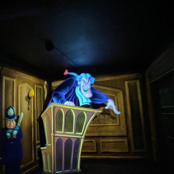 Mr. Toad's Wild Ride - Photo 1