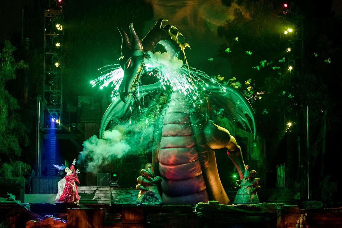 Fantasmic! - Photo 1