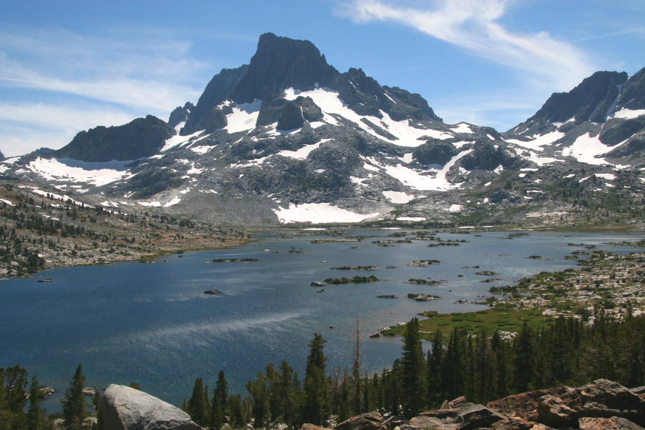 Thousand Island Lake - Photo 1