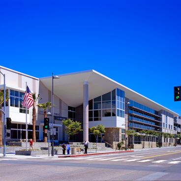 Santa Monica Main Public Library - Photo 1