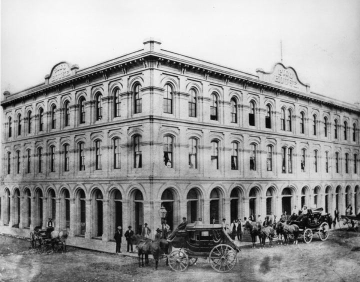 Pico House - Photo 1