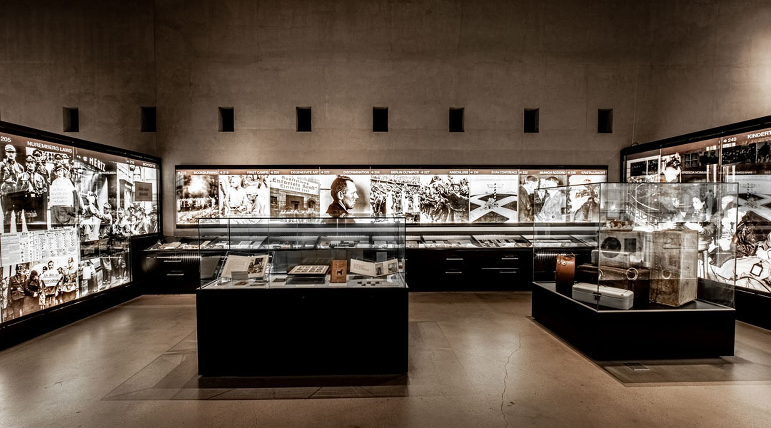 Los Angeles Museum of the Holocaust - Photo 1