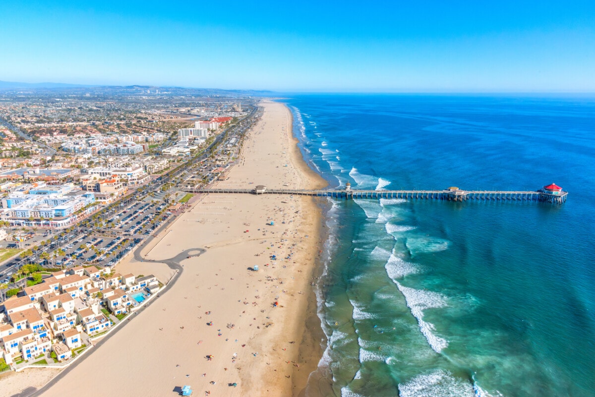 Huntington City Beach - Photo 1